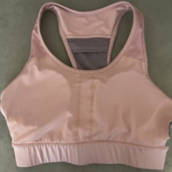 Fabletics On the Go Medium Impact Sports Bra - Picture 6 of 7